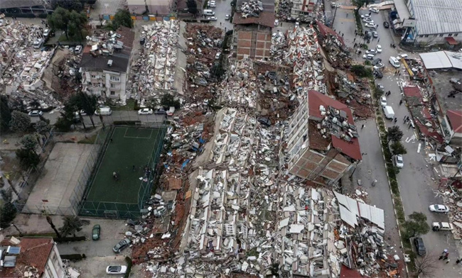 土耳其再发7.8级地震 一天2次强震 有多少人遇难？